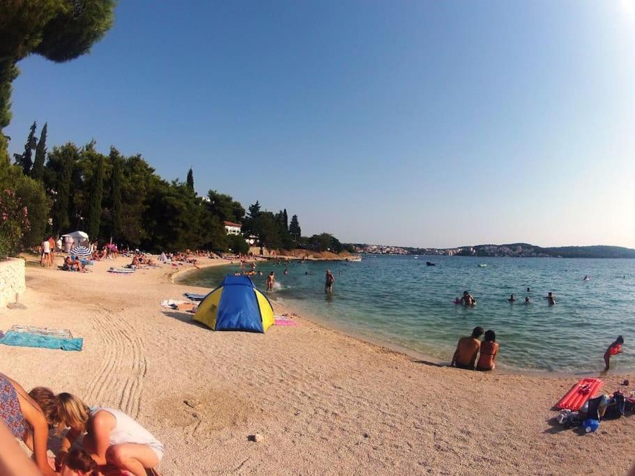 Apartment Mia - Spacious Apartment On 85 M2 With Beautiful Sea View Trogir Zewnętrze zdjęcie