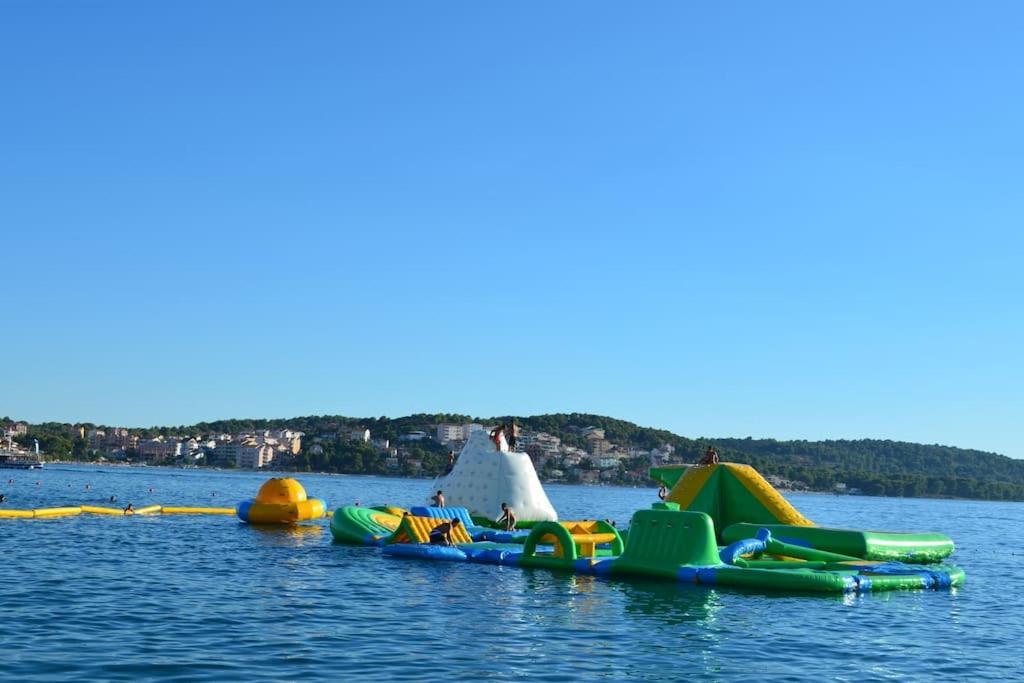 Apartment Mia - Spacious Apartment On 85 M2 With Beautiful Sea View Trogir Zewnętrze zdjęcie