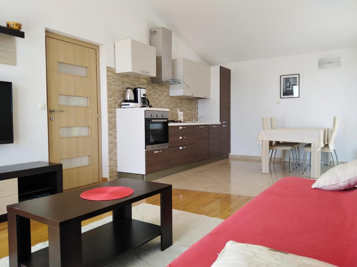 Apartment Mia - Spacious Apartment On 85 M2 With Beautiful Sea View Trogir Zewnętrze zdjęcie