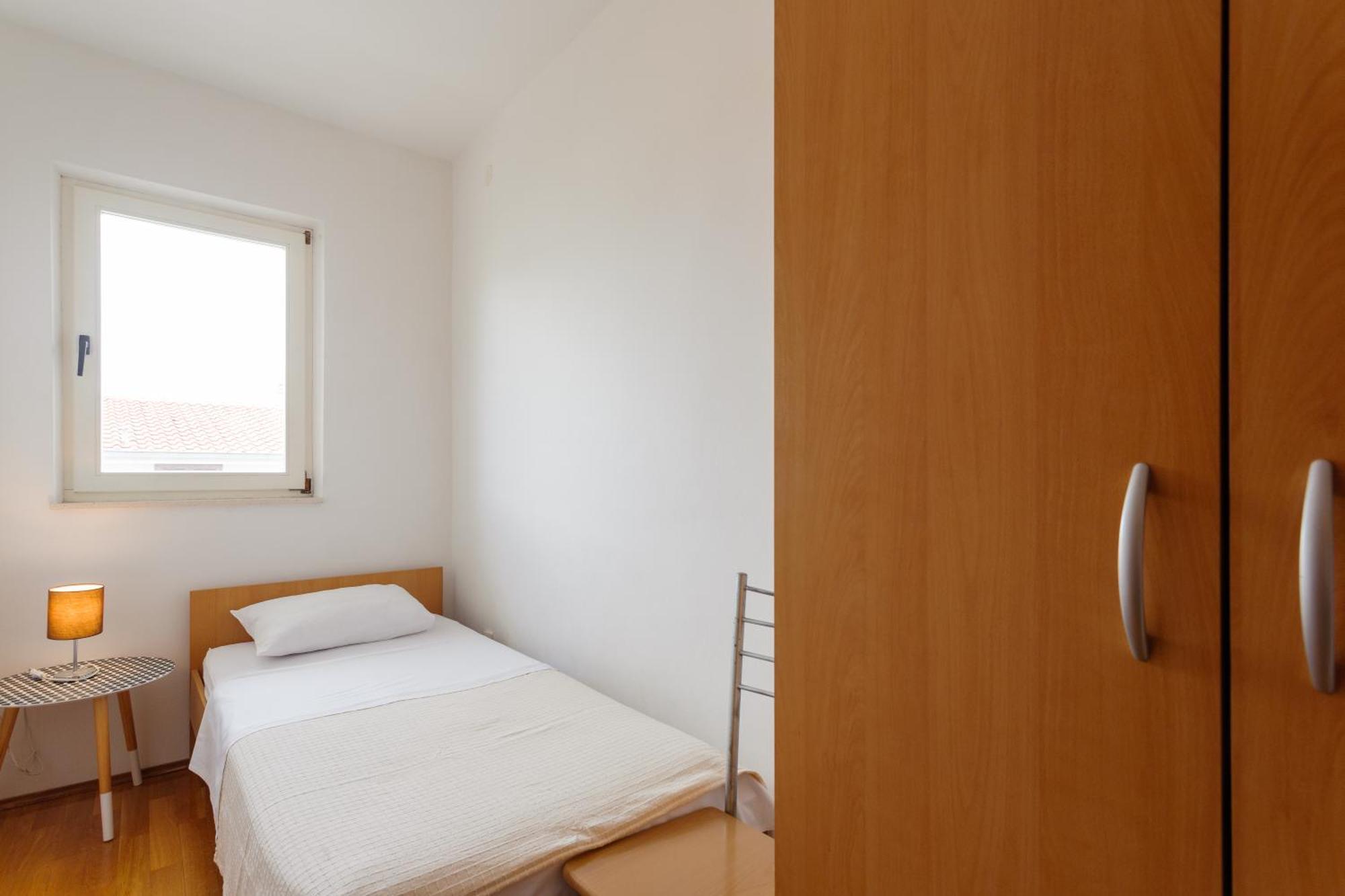 Apartment Mia - Spacious Apartment On 85 M2 With Beautiful Sea View Trogir Zewnętrze zdjęcie