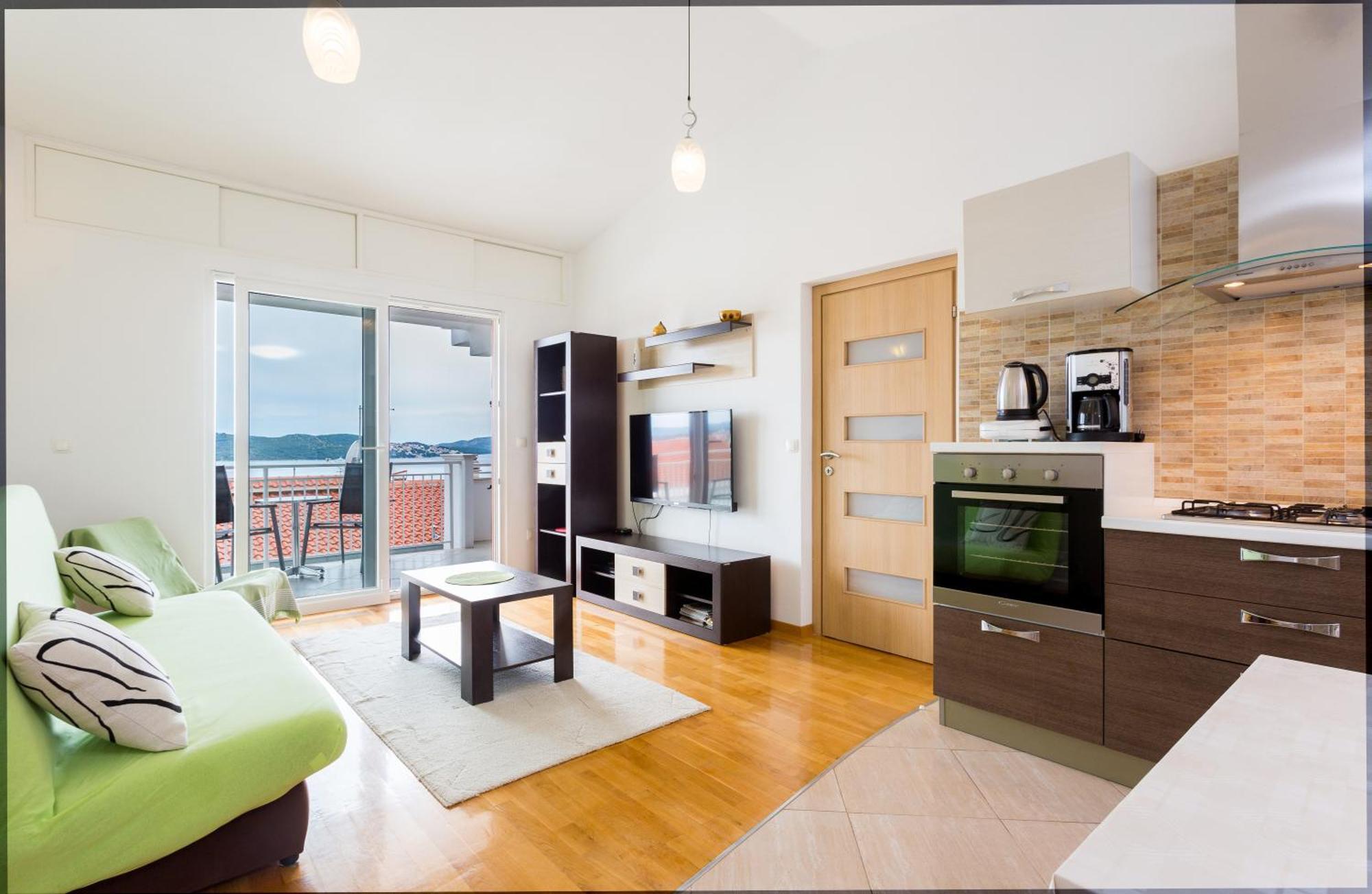 Apartment Mia - Spacious Apartment On 85 M2 With Beautiful Sea View Trogir Zewnętrze zdjęcie