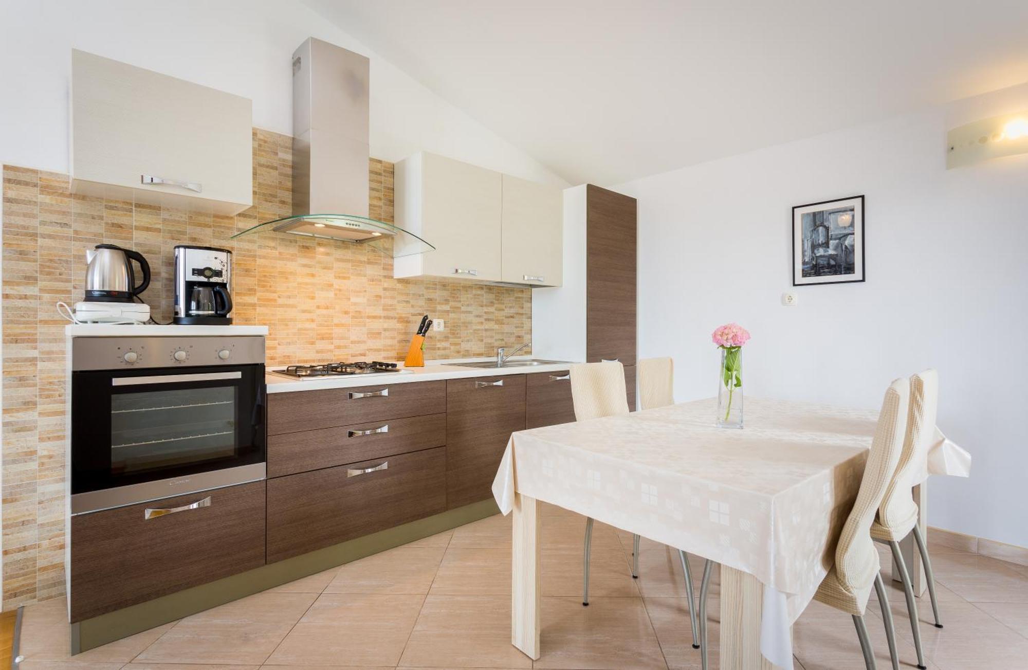 Apartment Mia - Spacious Apartment On 85 M2 With Beautiful Sea View Trogir Zewnętrze zdjęcie