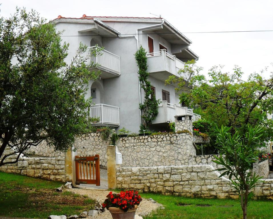Apartment Mia - Spacious Apartment On 85 M2 With Beautiful Sea View Trogir Zewnętrze zdjęcie